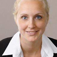 Dr. Janine Luth