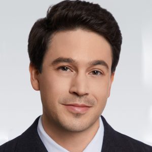 Porträt Prof. Dr. Julian Rapp