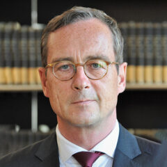 Dr. Marc Tully
