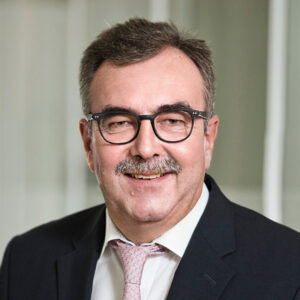 Porträt Dr. Ulrich Wessels